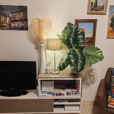 Central Studio Ница Екстериор снимка